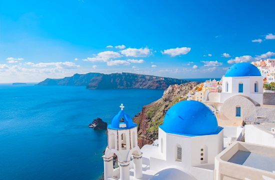 Survey: Greece among world bucket list destinations for global travel writers in 2021
